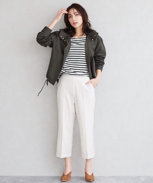 カラー別 着回し抜群 マウンテンパーカーの色選びのコツと秋冬の着こなしコーデ選 人気レディース ファッション通販pierrot ピエロ 公式ブログ