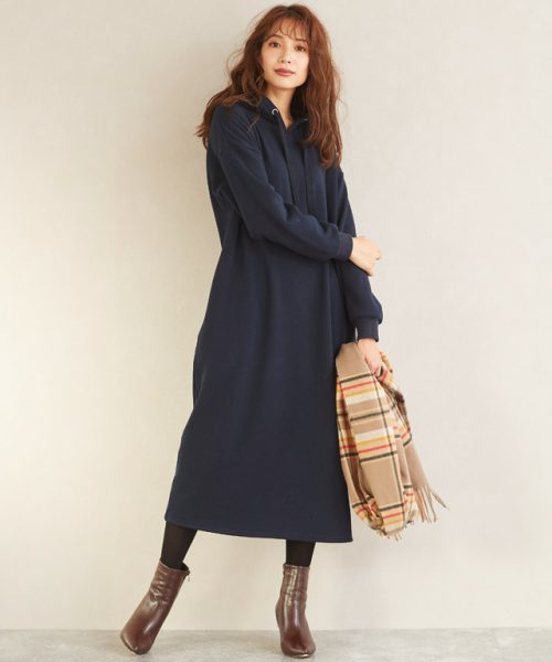 誰もが似合う 大人色 ネイビー で好印象get 30代40代のための洗練 上品着こなしコーデ25選 人気レディース ファッション通販pierrot ピエロ 公式ブログ