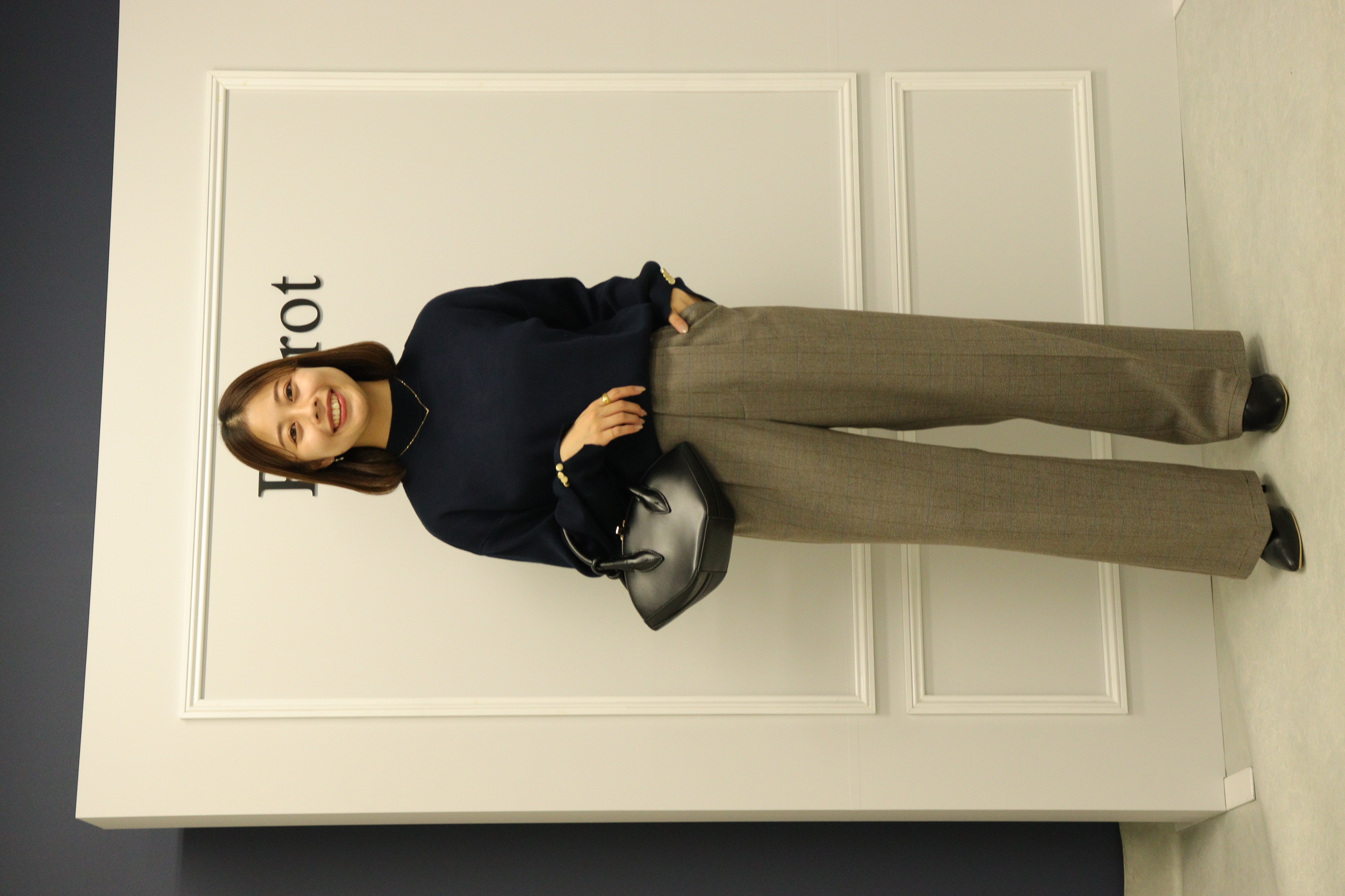 大人のシックカジュアル！ダークトーンでまとめた秋冬スタイル