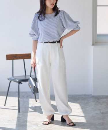 さわやかで清潔感のあるブルーを基調とした大人女子コーデ│人気