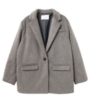 ストレートタイプにおすすめトップス