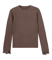 ウェーブタイプにおすすめトップス