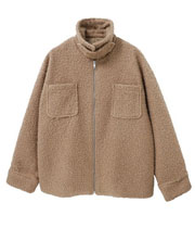 ナチュラルタイプにおすすめトップス