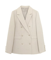 ストレートタイプにおすすめトップス