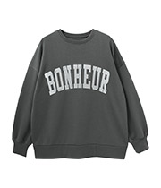 ナチュラルタイプにおすすめトップス